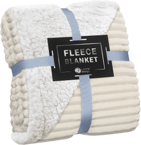 Top 25 Best Christmas Gifts For Women In 2023 fleece blanket